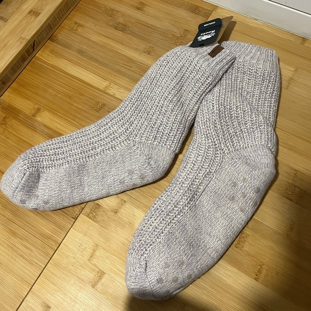 Roots Light Gray Knit Casual Socks